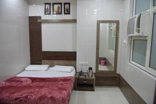 Hotel Haji Ali- Sahil Inn 500 meters from Dargah Shareef - 5