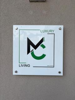 MC Luxury Living - 6