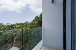 Modern 1BR Loft | Huge condo close to the beach - 2