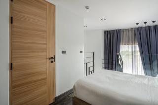 Modern 1BR Loft | Huge condo close to the beach - 3