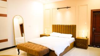 The Marrakesh Courtyard - Private Villa with Garden, Outdoor Cinema & Dining In Bahria Town - 7