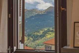 Metsovo Fireplace Retreat 2 - 8