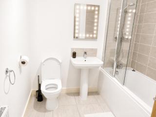 Igloo Magnolia Luxe Townhouse Stay I Free Parking - 2