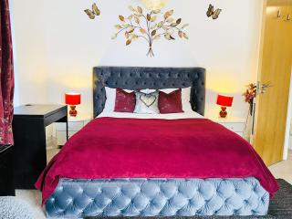 Igloo Magnolia Luxe Townhouse Stay I Free Parking - 0