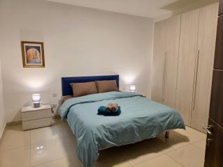 Marina, Bright Three Bedroom close to Valletta - 3