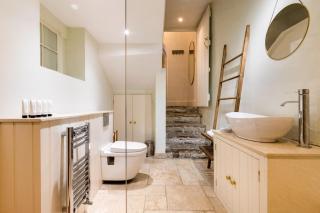 The Courtyard Apartment, city centre - 2