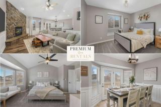 Spacious 6BR Entertainment Dream Home Sleeps 20 - 0