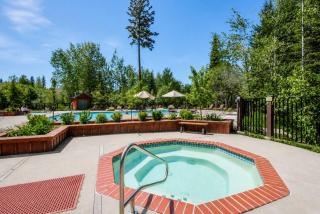 Spring Mountain Condo Pool Gym Slopes - 8