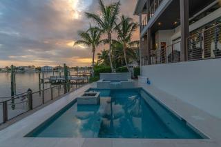 Bayside Paradise Mansion - 8