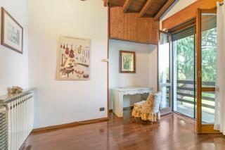 Cedar House Villa Few Minutes From Lake - Happy Rentals - 6