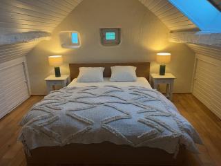 Cozy 17th century renovated house with beautiful view - 1