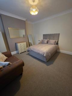 Lovely 2 Bed Flat in Howdon - 6