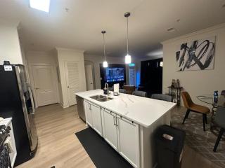 Modern Atlanta One-Bedroom with Gym - 7