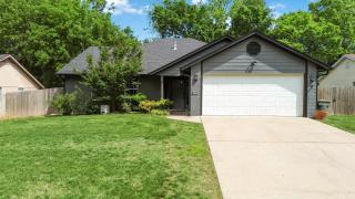 Relaxing Stay with Scenic Patio and Trails - Fayetteville - 6
