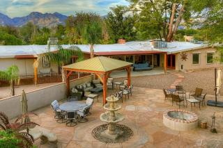 Hike, Shop & Unwind: Tucson Home w/ Hot Tub Access - Tucson - 8