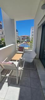 Cosy home beach swimming pool air conditioning WiFi - 1