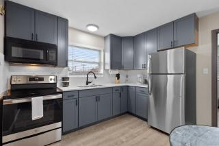 Private 1BR for Two on Morganford - 8