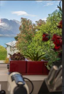 The Encounter - Your Lake View house in Queenstown - 7