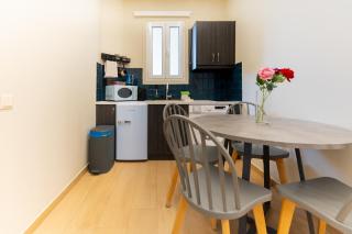 New Ventiri Family Suite 5, near Hilton, Athens Central, fully equipped - Athen - 1