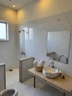 Private Ultra Luxurious Suite Room in a Villa, DHA Phase 5 - 7
