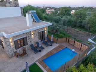 Villa Pisha Stone Villa with Pool - 3