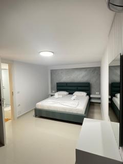 Alpha Blue Aura Duplex -Triple Room & Private Pool - 3