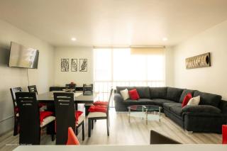Spacious 3BR Family Retreat in Del Valle - 3