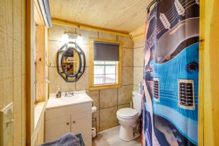 Tree-Lined Higden Retreat: Close to Parks + Trails - 1