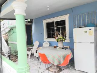 Powell's guesthouse - 1