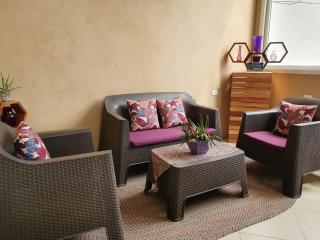 Maximos Petit Hotel - 1