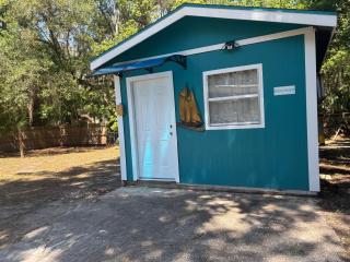 Prime Crystal River location! - 4