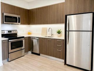 Water View Escape Top Location with Free Parking - 6