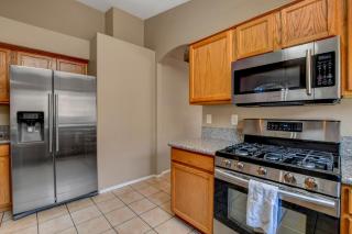 Sparkling Home! Book Now! Minutes to AP & LV Strip! - 6