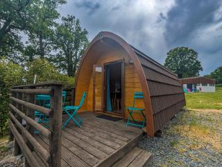 Cabane forestière en Berry près d'une base nautique - FR-1-591-647 - 0