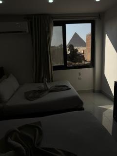 Dandra Pyramids INN - 8