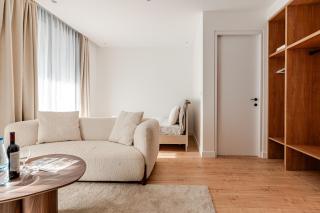 Yamas Urban Living Stayone Suites Studios - 3
