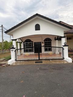 Homestay Taman Repoh Permai - 0