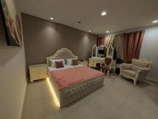 Comfortable Family Stay in PentaSquare DHA - Studio Apartment - 1