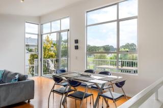 Ocean Road Beach House - 2