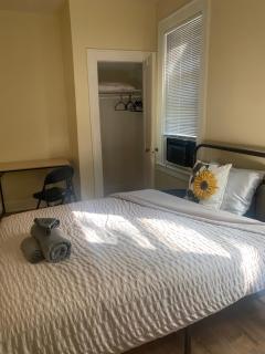 Home stay in Newark - 0