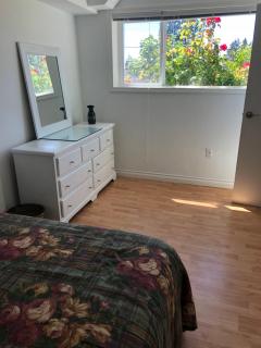 Adorable one bedroom - 0