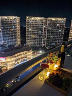 Azure Urban Resort Residences - 8