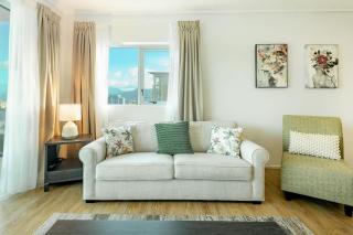 Cairns City & Ocean View, 1 BR Sleeps 4 Spacious Apt - 9