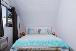 1 BR Famous Beach-Front Dome at Trinity Beach, Sleeps 4 - 7