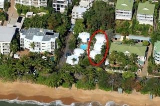 1 BR Famous Beach-Front Dome at Trinity Beach, Sleeps 4 - 4