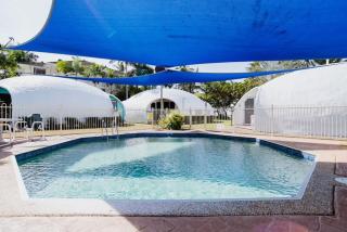 1 BR Famous Beach-Front Dome at Trinity Beach, Sleeps 4 - 1