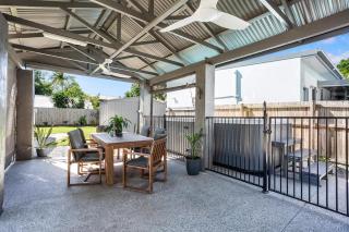 Seaside Serenity Modern Cottage with Spa - 2
