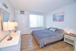 Mirabella 1D condo - 3