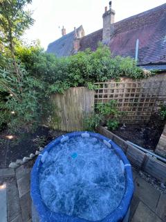 Church View Cottage | Hot Tub | Woolpit Village - 4
