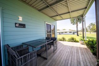 The Beach House - Tully Heads - 2